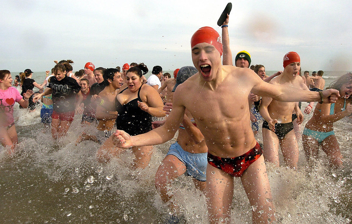 Splash and Dash Polar Bear Plunge, 2006